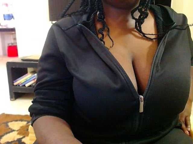 Dalia70 live cam