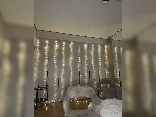 VictoriaBix live cam