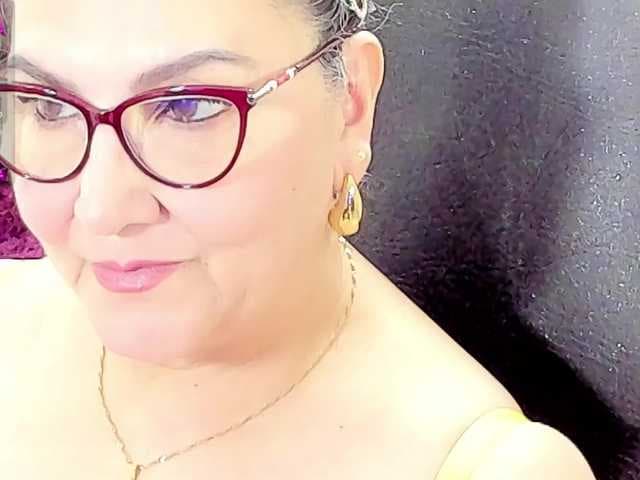 cataleya-mom live cam