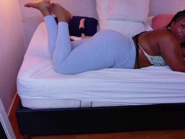 kiara-evanss live cam