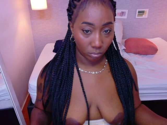 kiara-evanss live cam