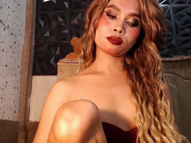 Majas_suckablecock live cam