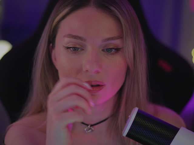 D_i_aM live cam