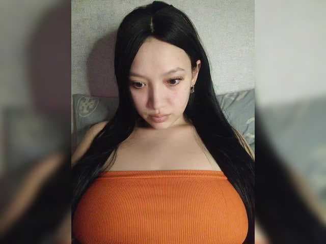 Goldlove1 live cam