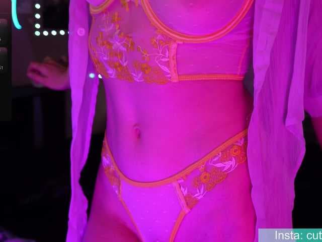 _OKAK_ live cam on BongaCams