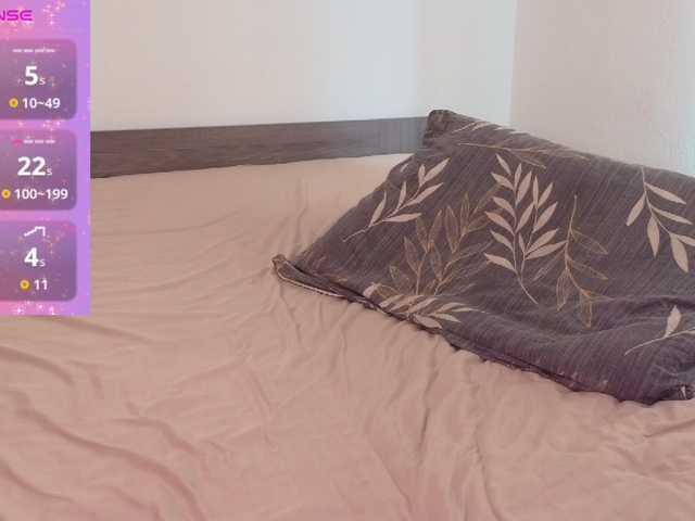 Rosebelle1 live cam