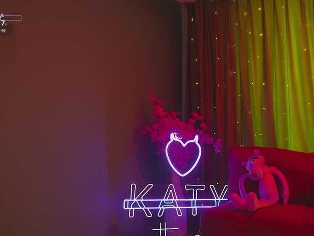 katy-ethereal live cam