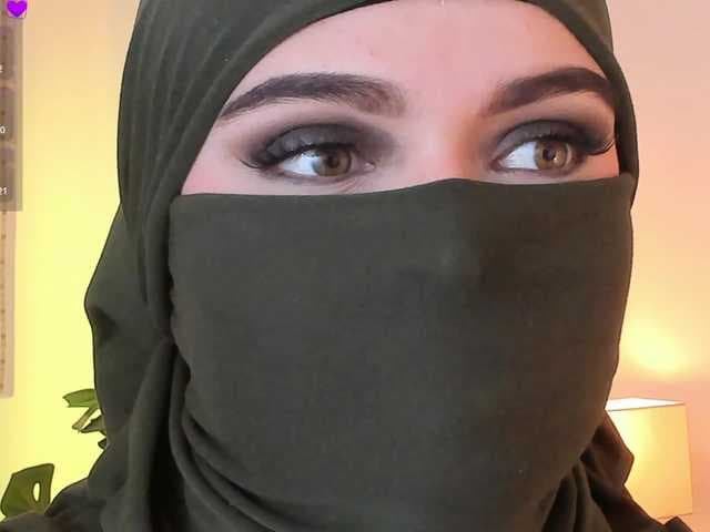 anna-henao live cam
