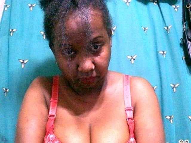 Sylivinaahh live cam