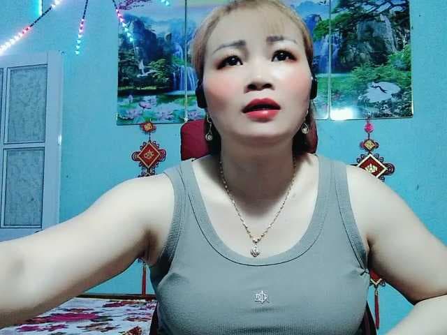 Linhanhsex2k live cam