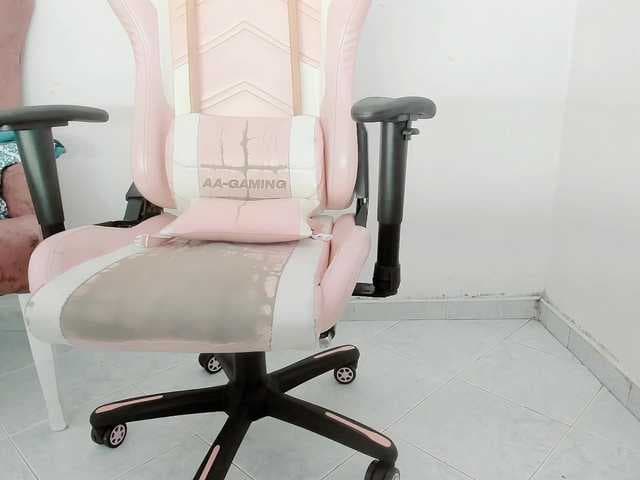 ZooeyBelair live cam