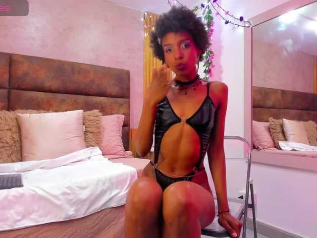 AnnieSanz live cam