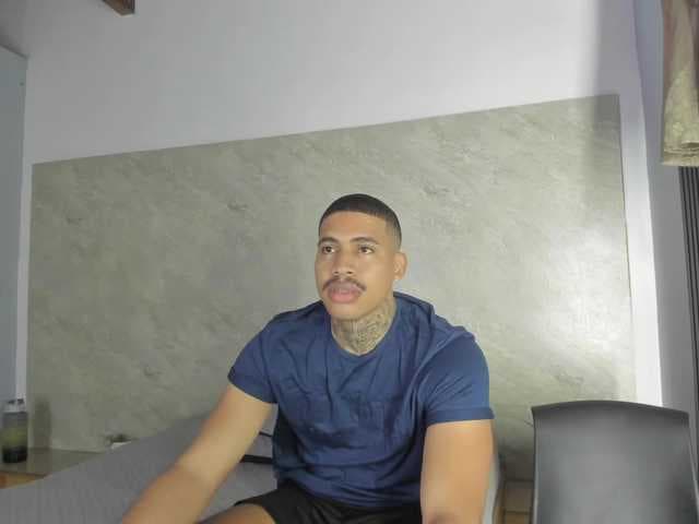 drakehot1 live cam