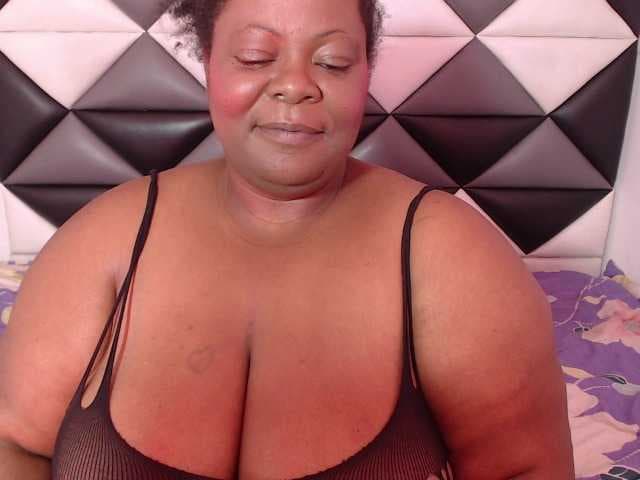 ShantalBBW live cam
