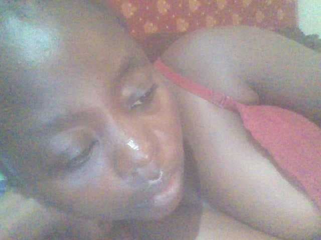 PrettyG live cam