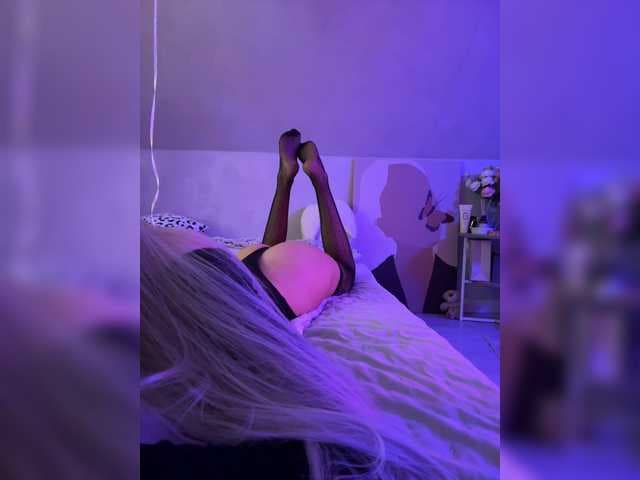 paulIine live cam