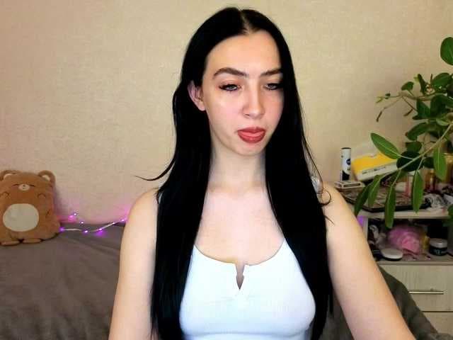 WildKittenX live cam