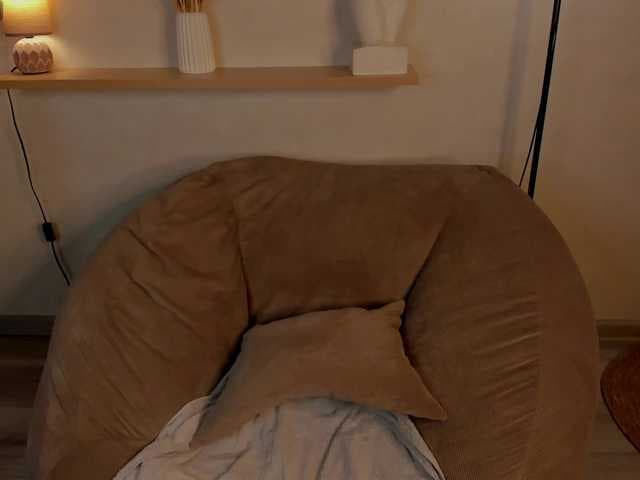 emy-angel1 live cam