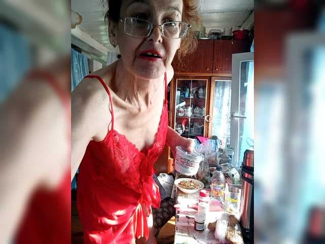 Madam-oss live cam