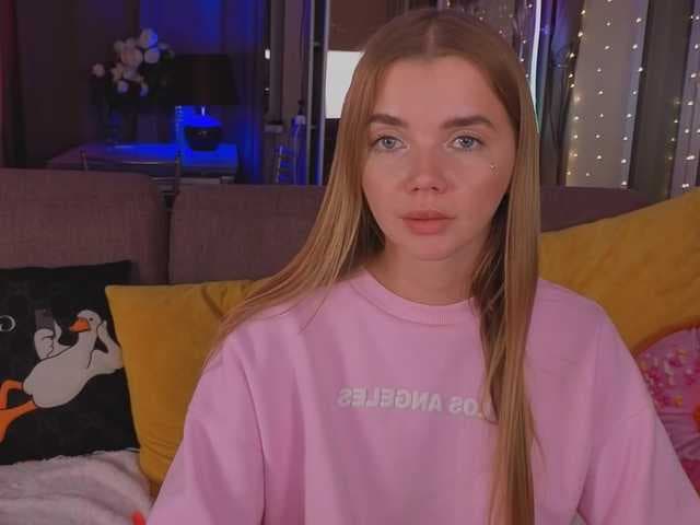 CarrieBradshaww live cam