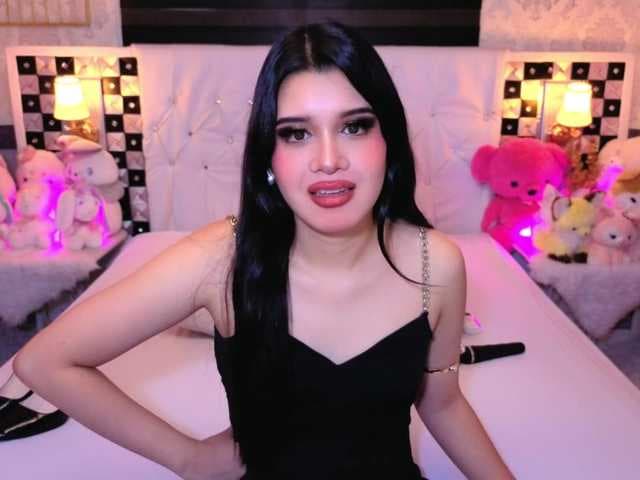 PhoebePresley live cam