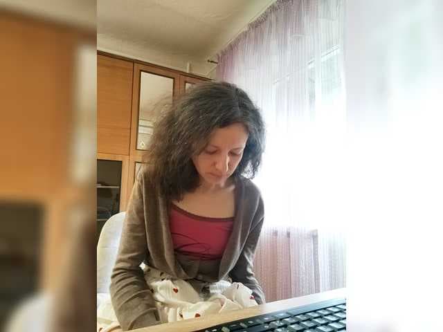 Viviennn live cam