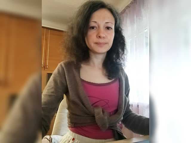 Viviennn live cam