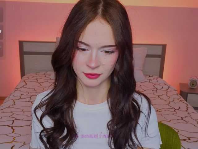 Adetta live cam