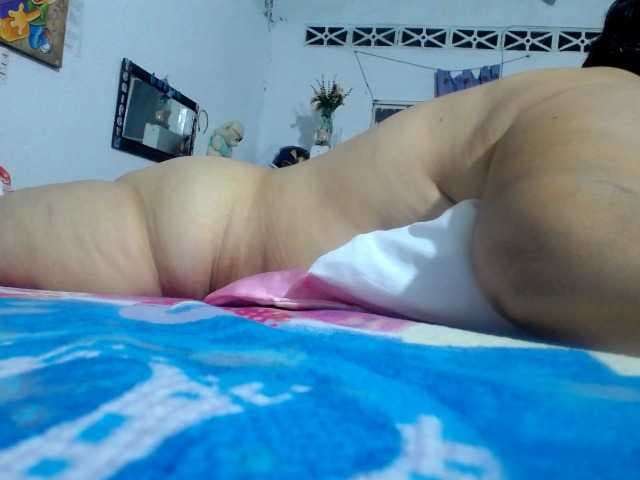 maturehornykinky live cam