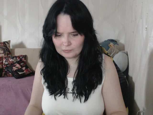Lizzi-Peach live cam