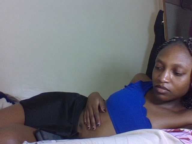 Vinsishly11 live cam