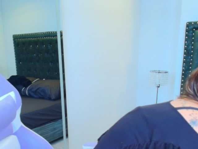 Lia-adams live cam