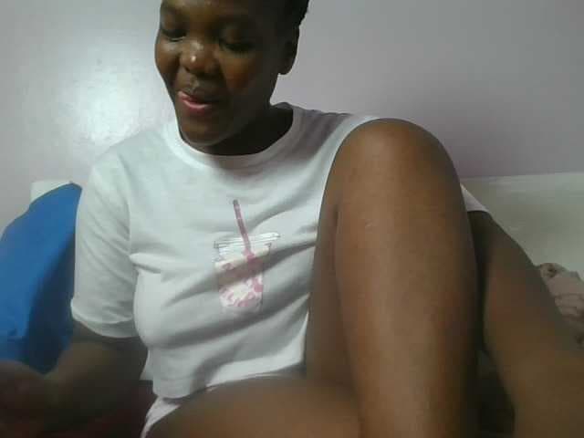 Sexyicey live cam