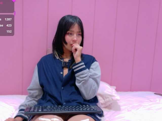 AmyJoness1 live cam