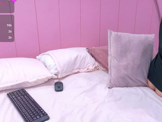 AmyJoness1 live cam