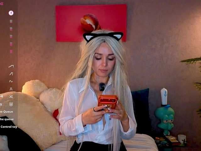 Sonya-Love live cam