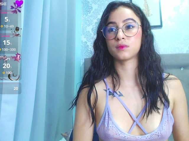 alanamartinez live cam