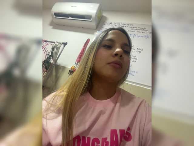 MeganRosse live cam