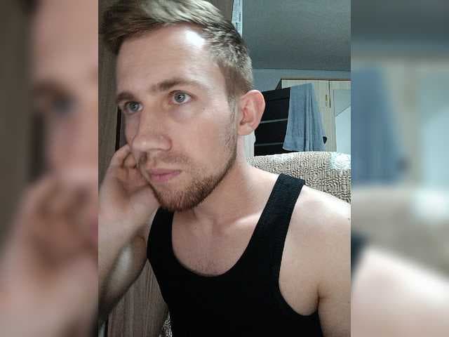 -Dark live cam