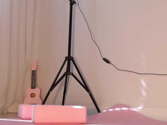 aiyumiprivate live cam