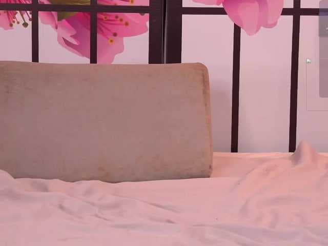 MistyBrooks live cam