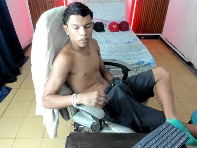 juan-mhata live cam