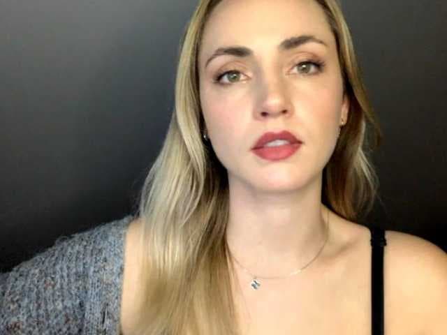 ScarlettXQueen live cam