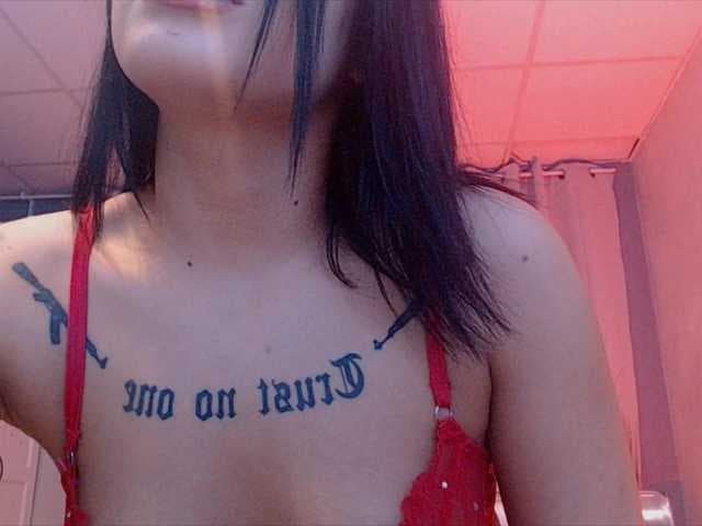 Madiysony live cam