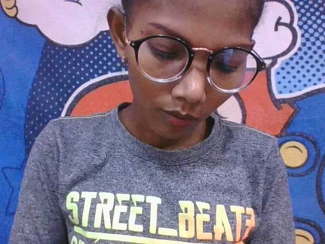 Lyah7a live cam