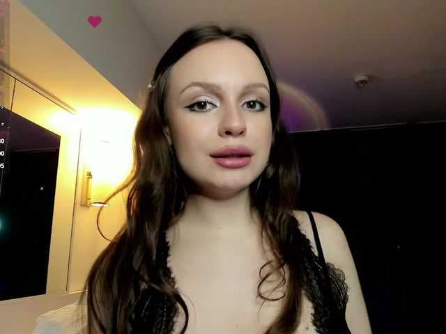 sweettitsbby live cam