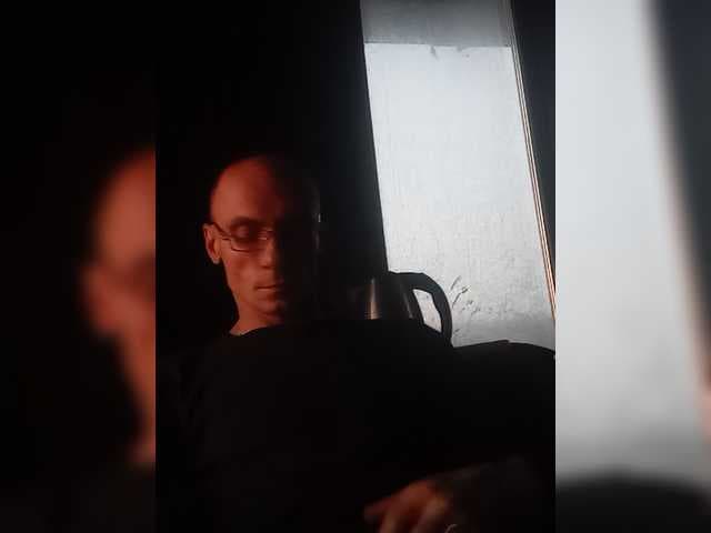 Mozetperespim4003081 live cam