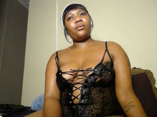 MissNaughty99 live cam