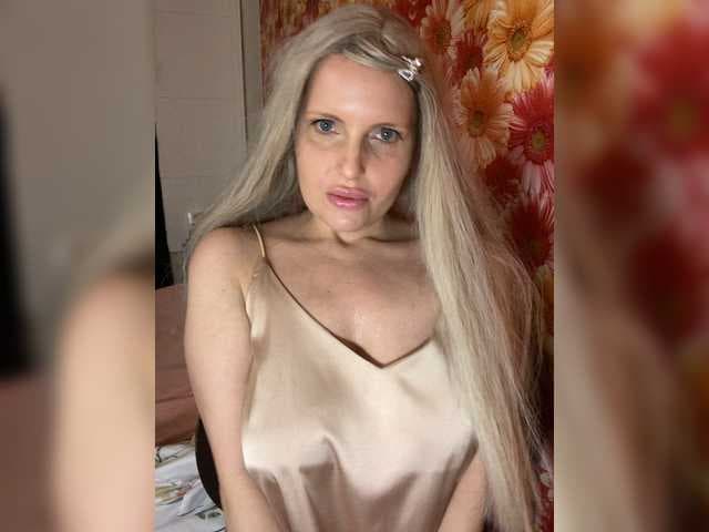Milena_sisi live cam