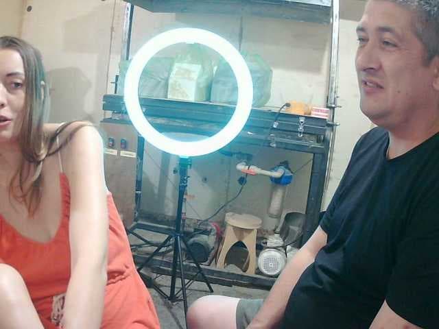 Paramy live cam